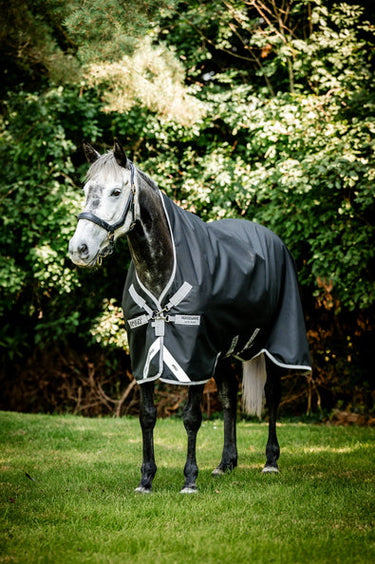 Horseware Ireland Amigo 1200D Wug Turnout Rug 250G Black / Titanium Grey & Silver| Online For Equine