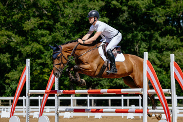 LeMieux Cotton Close Contact Square White| Online For Equine