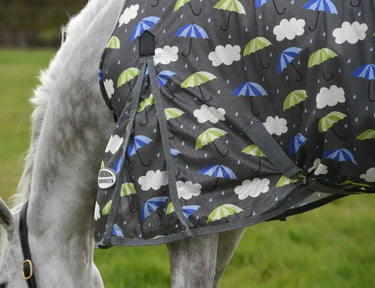Buy the WeatherBeeta Umbrella Print ComFiTec Essential Mesh II Combo Neck Fly Rug | Online For Equine