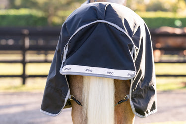 Horseware Ireland Amigo 1200D Pony Turnout Rug 0G Black / Titanium Grey & Silver