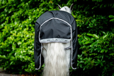 Horseware Ireland Amigo 1200D Plus Turnout Rug Bundle  (50G + 100G + 200G) Black / Titanium Grey & Silver