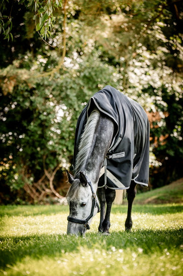 Horseware Ireland Amigo 1200D Wug Turnout Rug 150G Black / Titanium Grey & Silver