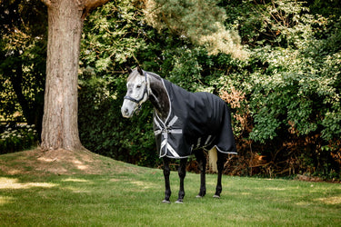 Horseware Ireland Amigo 1200D Wug Turnout Rug 150G Black / Titanium Grey & Silver