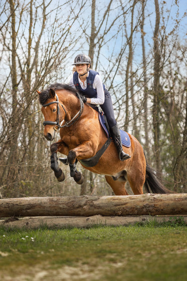 Bucas Therapy Saddle Pad Jump| Online For Equine