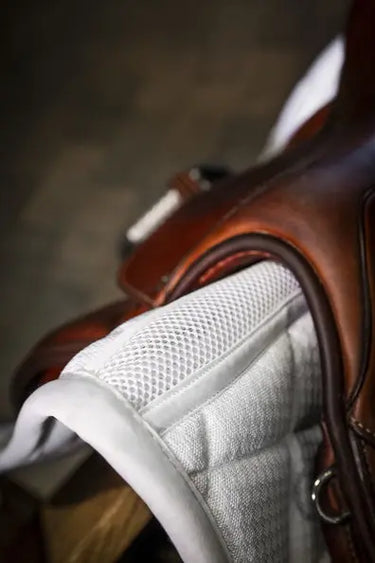 Horseware Ireland AA Performance Jump Pad White| Online For Equine