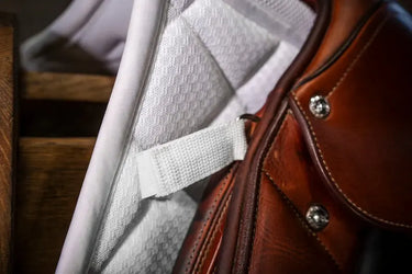 Horseware Ireland AA Performance Jump Pad White| Online For Equine