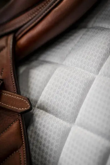 Horseware Ireland AA Performance Jump Pad White| Online For Equine