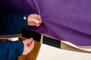Horseware Ireland Amigo Fleece Cooler Winterberry| Online For Equine