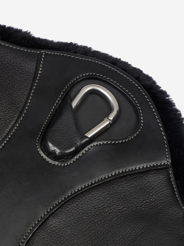 LeMieux Arika Simuwool Contoured Short Stud Girth Black