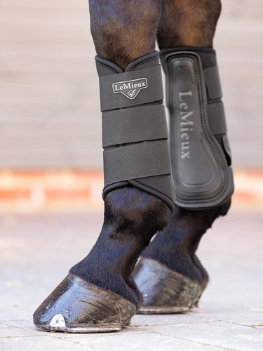 LeMieux Grafter Brushing Boot Black
