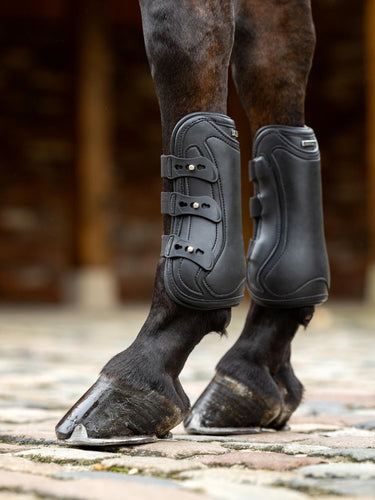 LeMieux Capella 3 Strap Tendon Boots Black