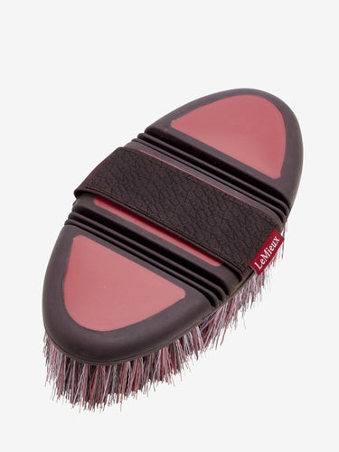 LeMieux Flexi Flicky Brush Cranberry