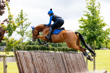 LeMieux Loire Classic Close Contact Square Benetton