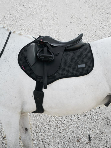 Buy LeMieux Aspen Close Contact Square Houndstooth | Online for Equine