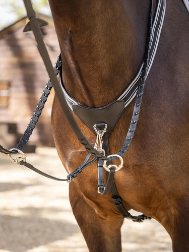 LeMieux Arika Black/Silver Elasticated Breastplate| Online For Equine