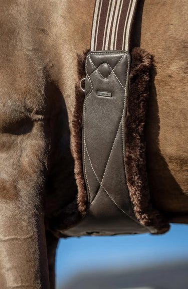 LeMieux Arika Simuwool Contoured Long Girth Brown| Online For Equine