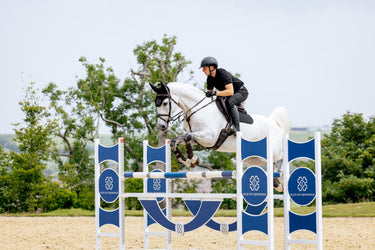 LeMieux Cotton Close Contact Square Black| Online For Equine