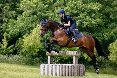 LeMieux Cotton Close Contact Square Navy| Online For Equine