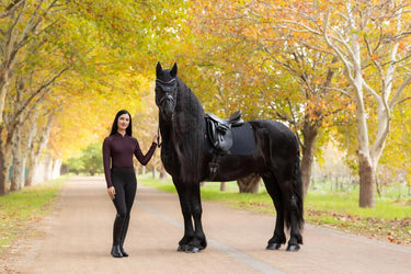 LeMieux Essence Dressage Square Black| Online For Equine