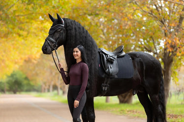 LeMieux Essence Dressage Square Black| Online For Equine