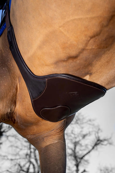 LeMieux Gel-Tek Anatomic Long Stud Girth with Magnet Brown| Online For Equine