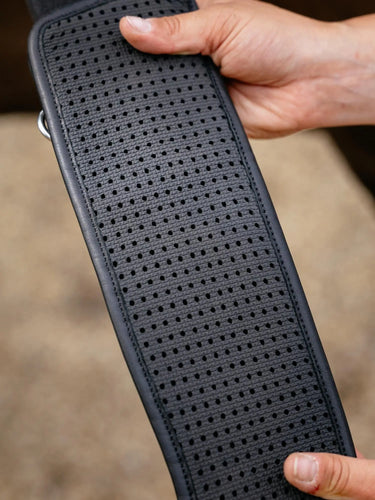 LeMieux Hunter Girth with Detachable Non-Slip Liner Black| Online For Equine
