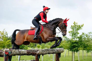 LeMieux Loire Classic Close Contact Square Chilli| Online For Equine