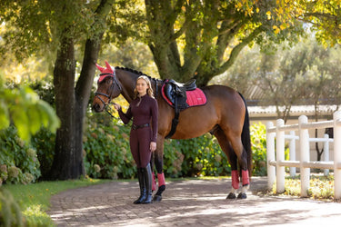 LeMieux Loire Classic Close Contact Square Cranberry| Online For Equine