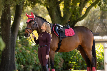 LeMieux Loire Classic Close Contact Square Cranberry| Online For Equine