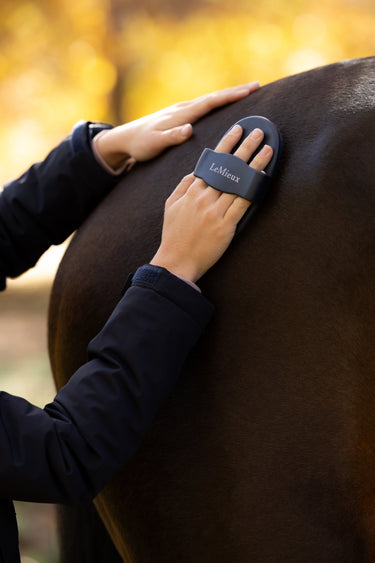 LeMieux Navy Rubber Curry Comb Navy| Online For Equine