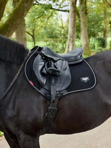 LeMieux Puissance Suede Close Contact Square Black| Online For Equine