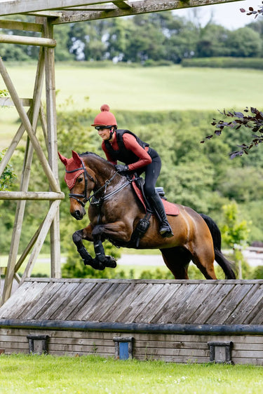 LeMieux Russet Suede Close Contact Square| Online For Equine