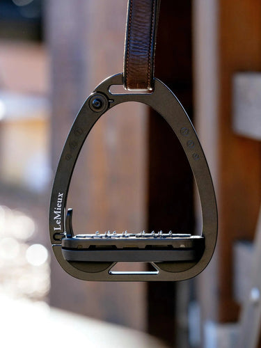 LeMieux Vector Balance Stirrup Black| Online For Equine