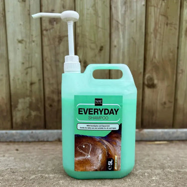 Buy NAF Everyday Shampoo | Online for Equine