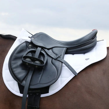 ProReaction 3D Mesh Close Contact Saddle Pad by Hy Equestrian| Online For Equine