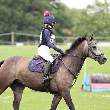 Buy Shires Aubrion Young Rider Hyde Park Saddlecloth | Online for Equine