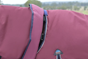 Weatherbeeta Comfitec Essential Turnout Detach-A-Neck 50G Burgundy/ Navy| Online For Equine