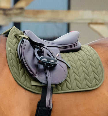 Horseware Ireland Amigo Close Contact Saddle Pad Bramble