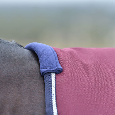 Weatherbeeta Comfitec Essential Turnout 220G Burgundy/ Navy