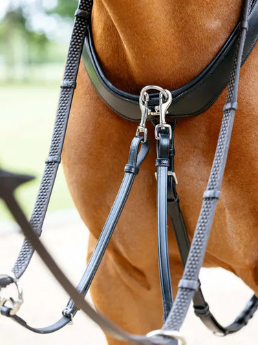 LeMieux Kudos Bridge Breastplate Black
